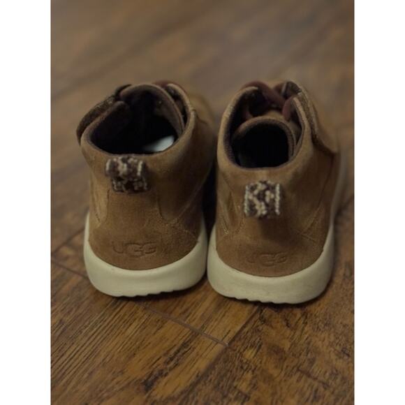 UGG Kids Brown Suede Chukka Boots – Size 10 - Picture 3 of 3